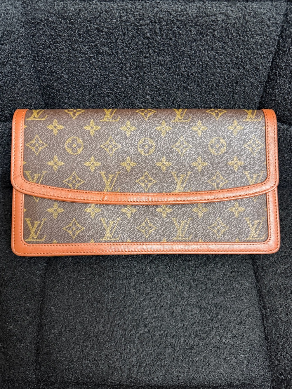 Louis Vuitton Pochette Dame Clutch Monogram